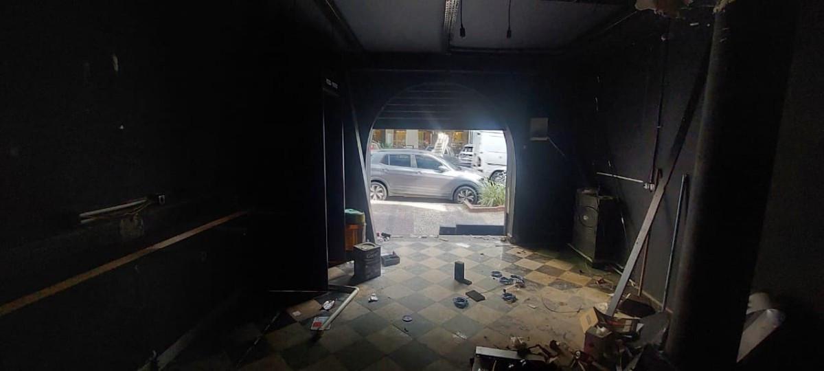 Andar, Savassi, 0 Quarto, 0 Vaga