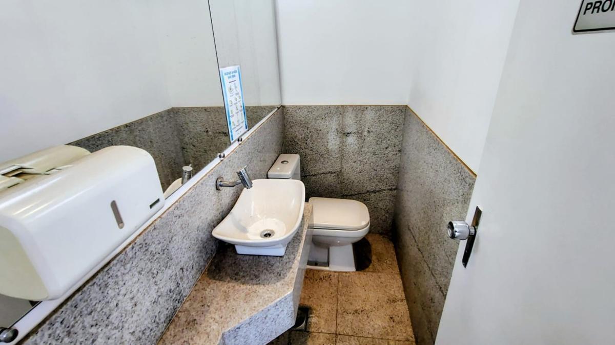 Sala, Santa Efigênia, 0 Quarto, 2 Vagas