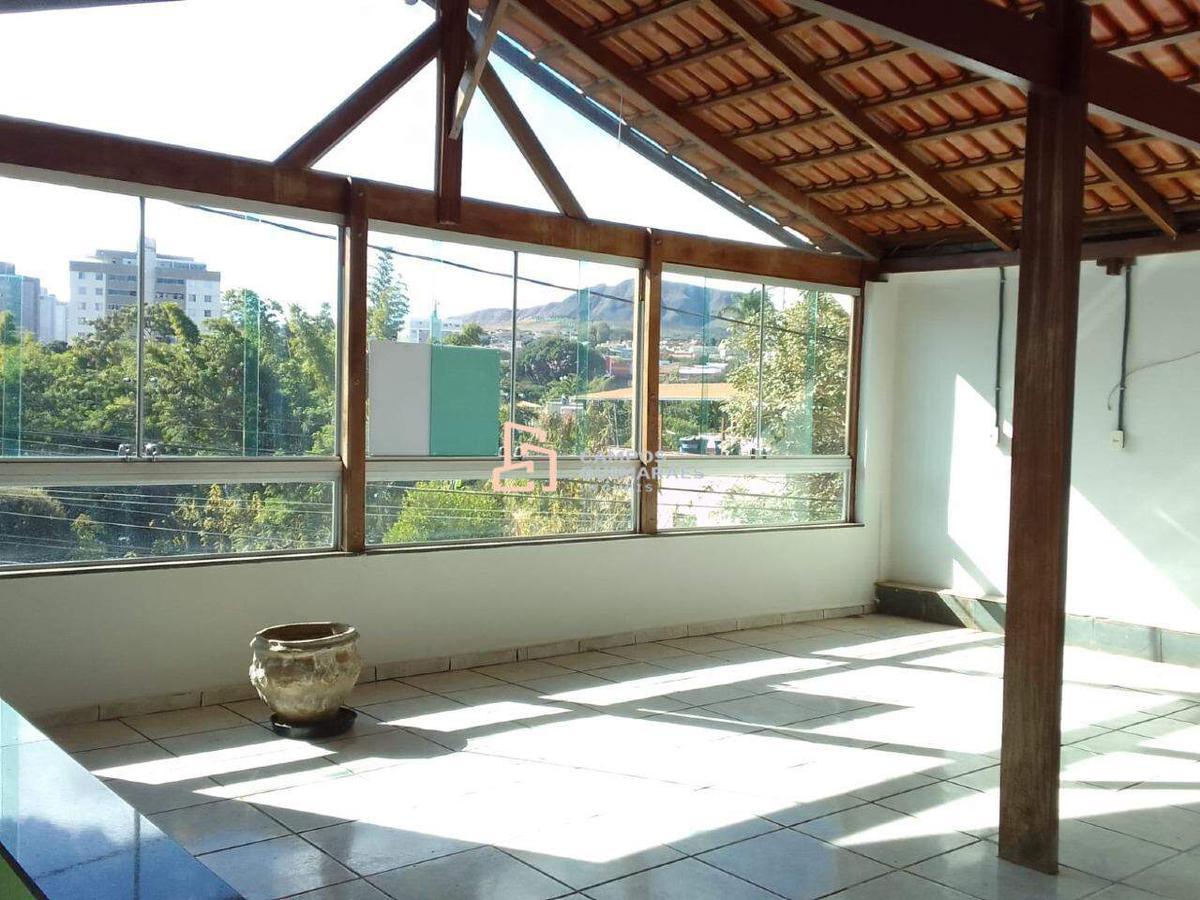Casa, Miramar (barreiro), 2 Quartos, 1 Vaga, 1 Suíte