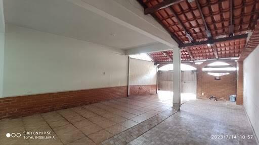 Casa, Quitandinha, 4 Quartos, 2 Vagas, 1 Suíte