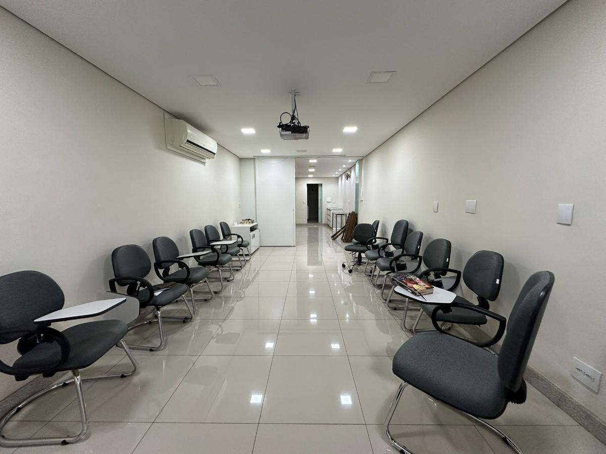 Sala, Santa Efigênia, 0 Quarto, 0 Vaga