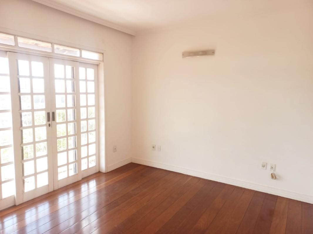 Casa, Planalto, 3 Quartos, 3 Vagas, 1 Suíte