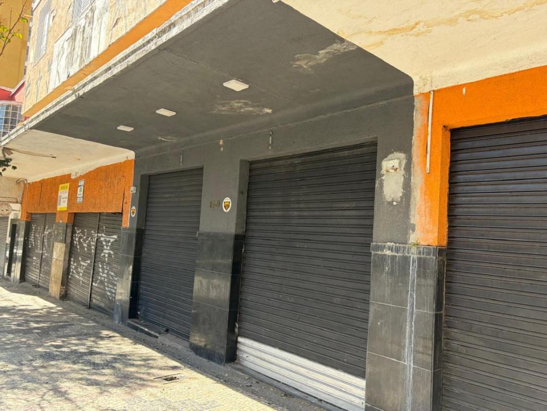 Andar, Centro, 0 Quarto, 0 Vaga