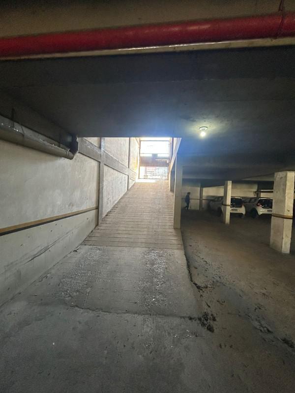 Sala, Glória, 0 Quarto, 1 Vaga