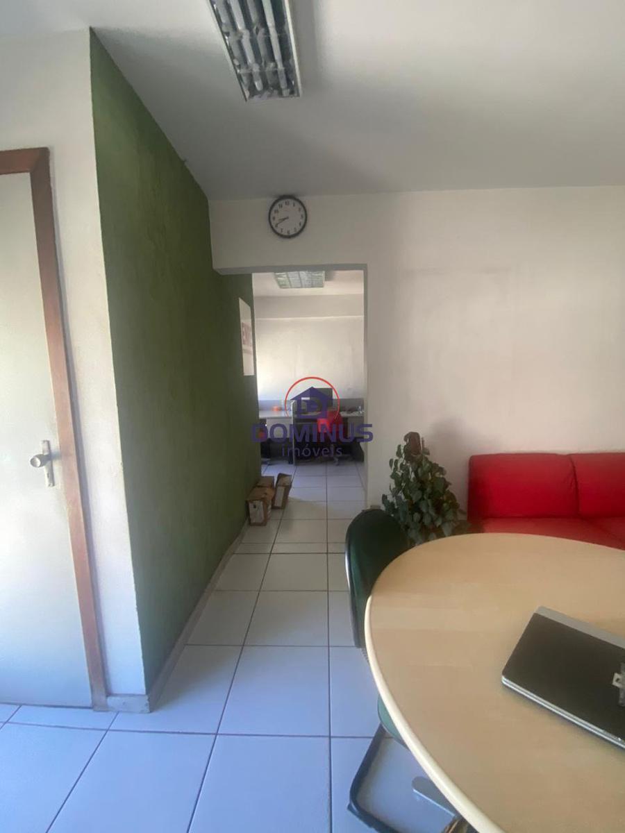 Galpão, Funcionários, 0 Quarto, 0 Vaga