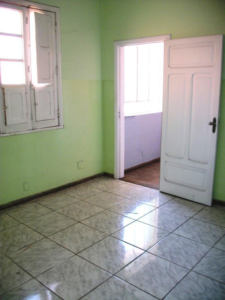 Casa Comercial, Prado, 20 Quartos, 0 Vaga