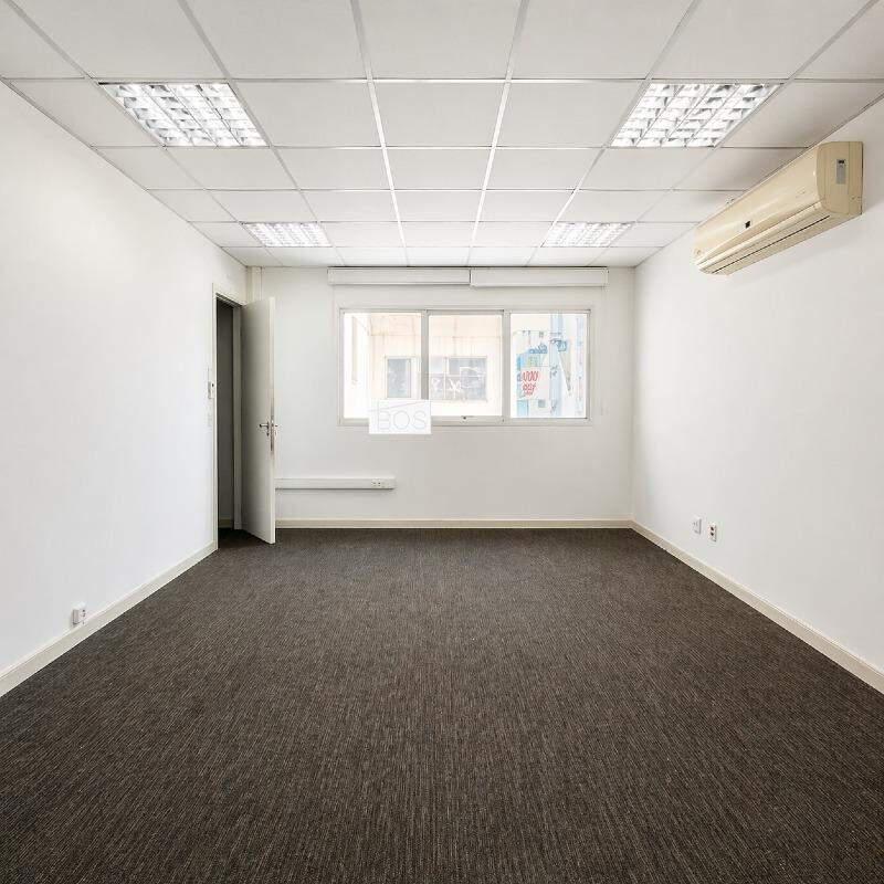 Andar, Centro, 0 Quarto, 4 Vagas