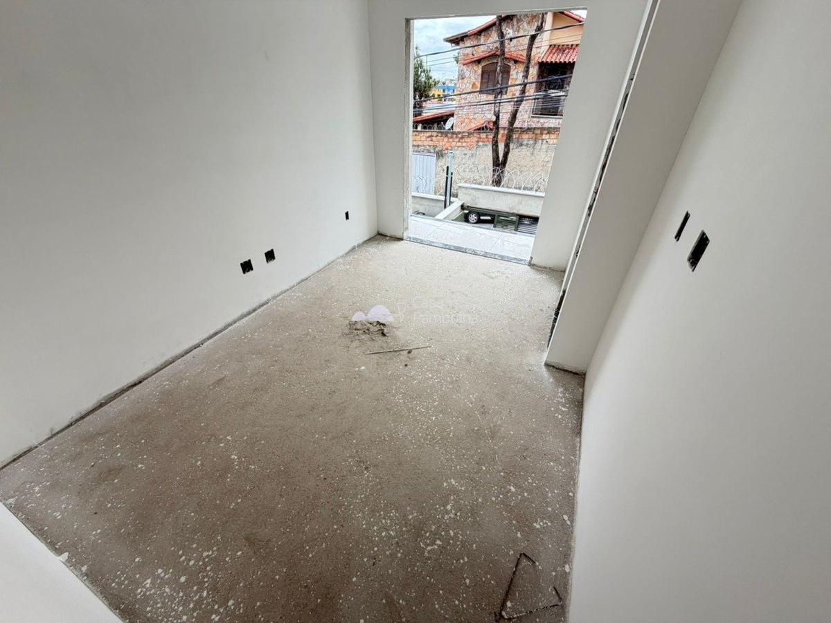 Casa, Piratininga (venda Nova), 2 Quartos, 1 Vaga, 2 Suítes