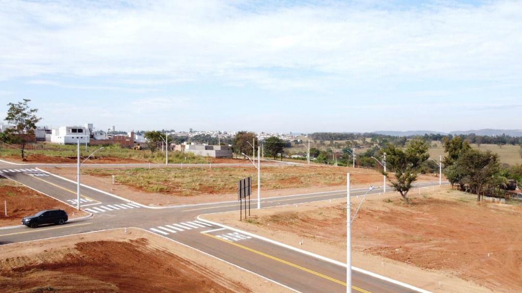 Lote, Centro, 0 Quarto, 0 Vaga