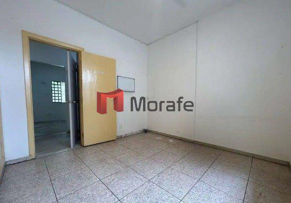 Galpão, São José, 0 Quarto, 4 Vagas