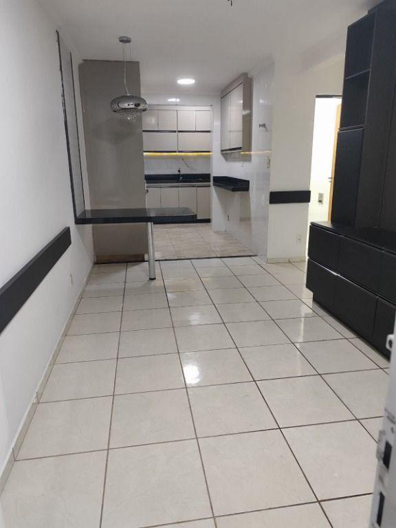 Casa, Vila Francisco de Moura, 2 Quartos, 1 Vaga