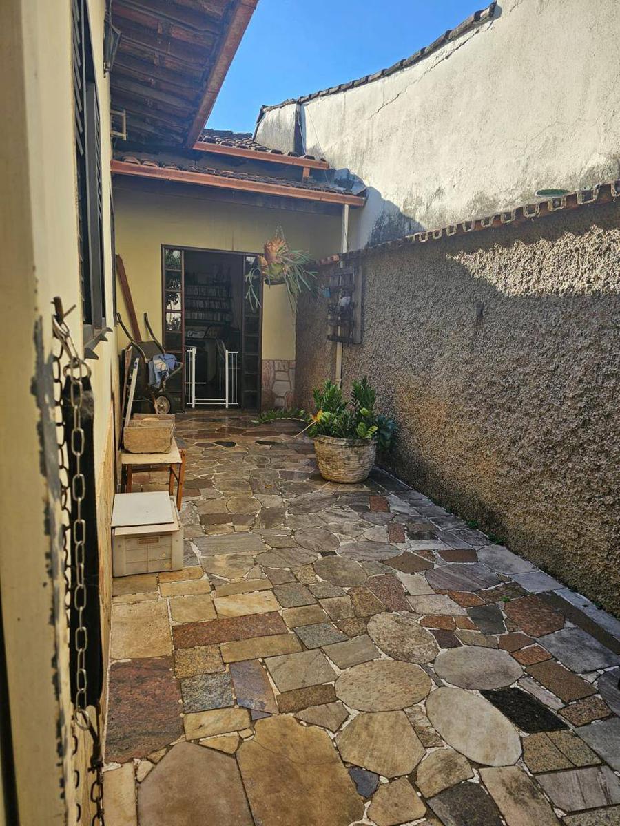 Casa, Santa Maria, 4 Quartos, 3 Vagas, 1 Suíte