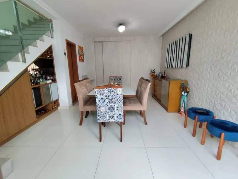 Casa, Trevo, 3 Quartos, 2 Vagas, 1 Suíte
