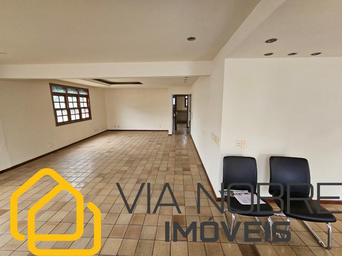 Casa, Santa Teresa, 8 Quartos, 6 Vagas, 2 Suítes