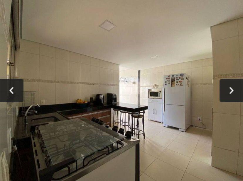 Casa, Arvoredo, 4 Quartos, 3 Vagas, 1 Suíte