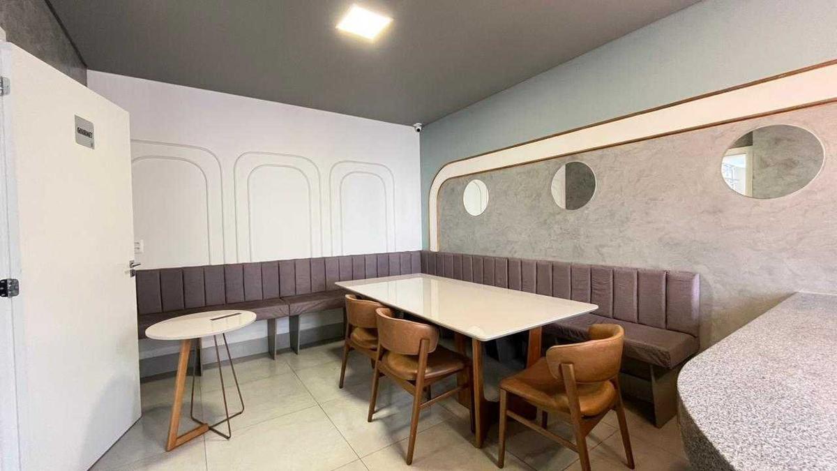 Apartamento, Centro, 2 Quartos, 0 Vaga, 1 Suíte