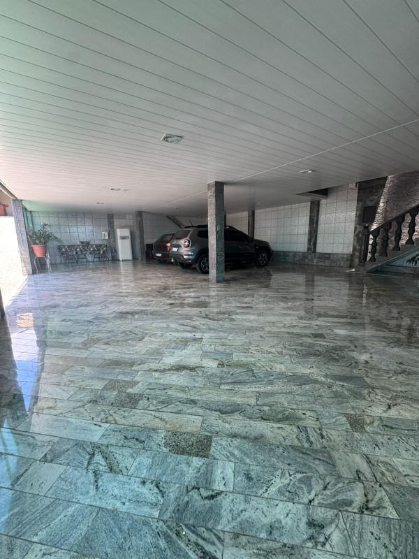 Casa, Trevo, 4 Quartos, 10 Vagas, 1 Suíte