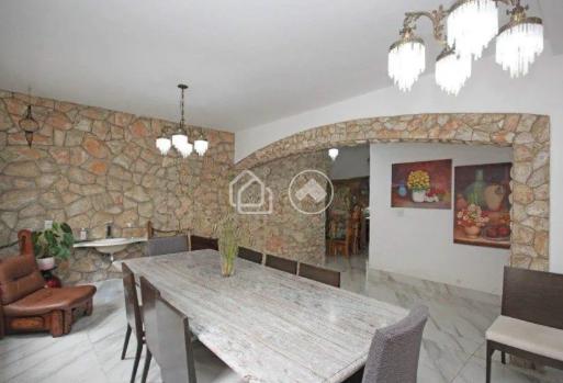 Casa, Santa Lúcia, 7 Quartos, 3 Vagas, 5 Suítes