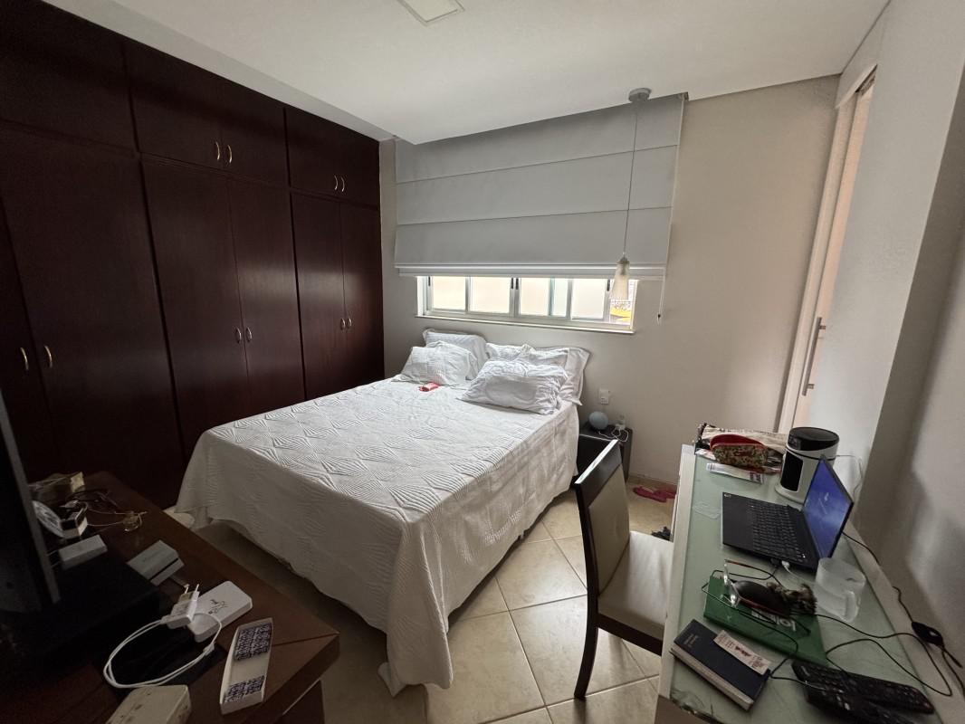 Apartamento, Sagrada Família, 2 Quartos, 1 Vaga, 1 Suíte