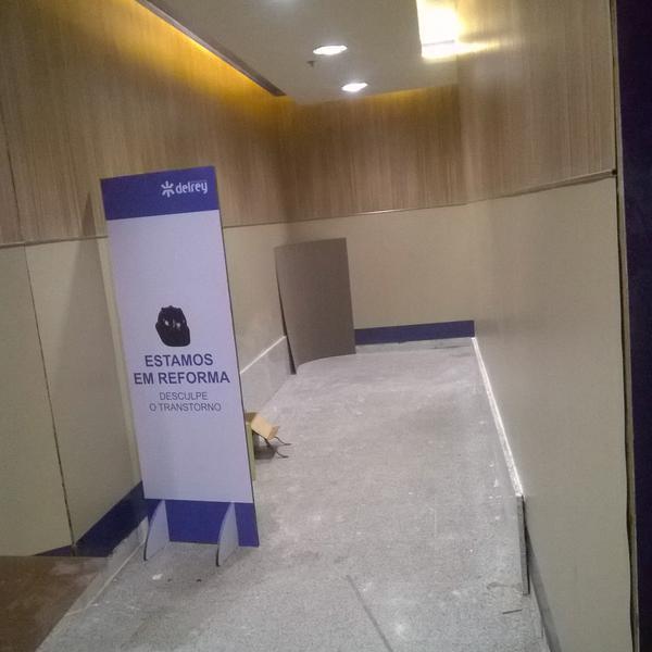 Instalação de Fórmica , Portas e Pisos. Belo Horizonte