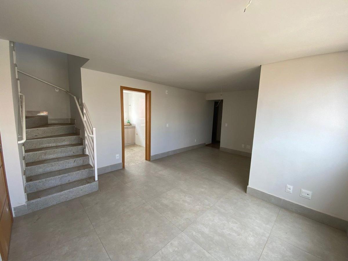 Cobertura, União, 4 Quartos, 2 Vagas, 2 Suítes