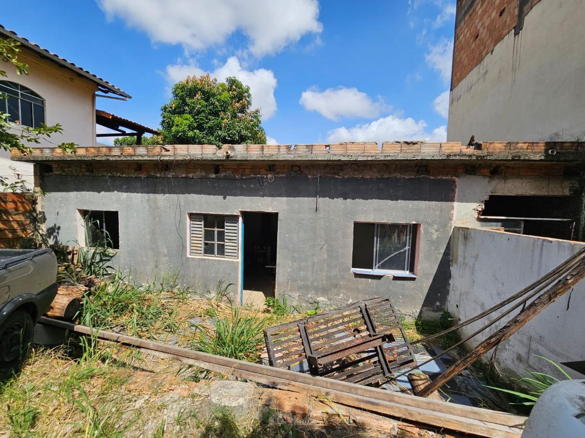 Lote, Ouro Minas, 0 Quarto, 20 Vagas
