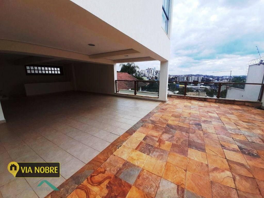 Casa em Condomínio, Estoril, 5 Quartos, 4 Vagas, 5 Suítes