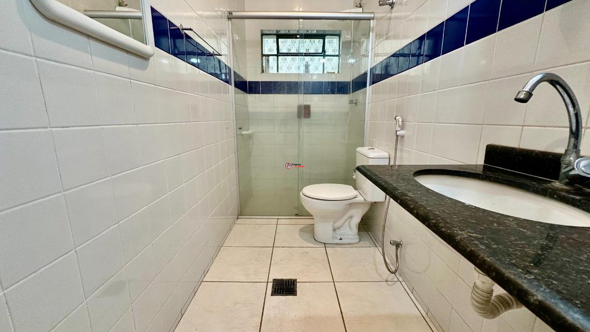 Casa, Planalto, 6 Quartos, 5 Vagas, 1 Suíte