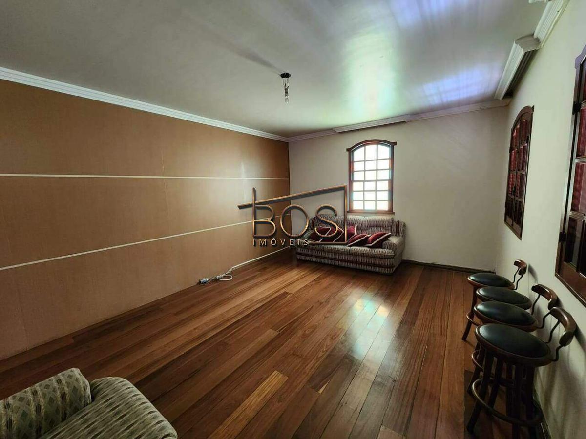 Casa, Santa Lúcia, 5 Quartos, 5 Vagas, 2 Suítes