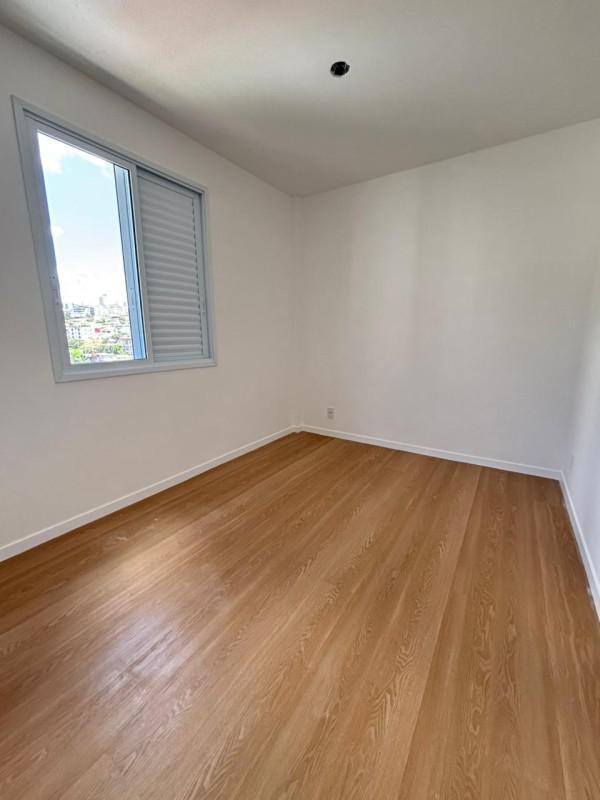 Apartamento, Sagrada Família, 3 Quartos, 2 Vagas, 1 Suíte