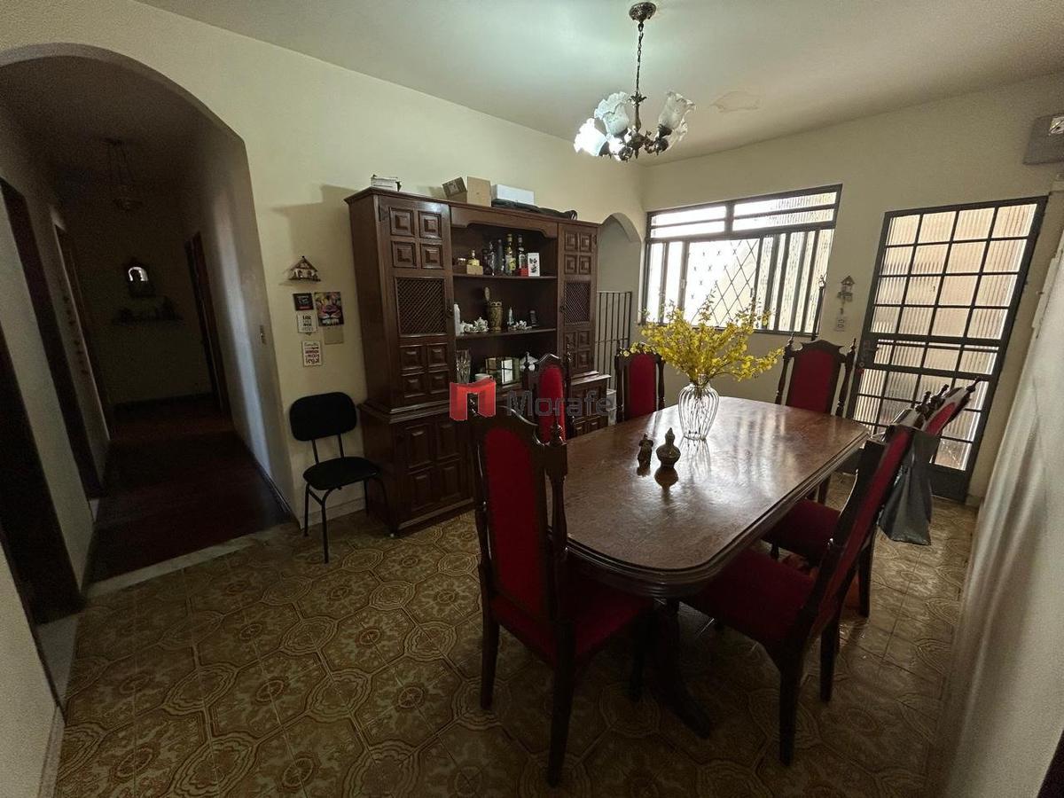 Casa, Caiçaras, 3 Quartos, 4 Vagas, 1 Suíte