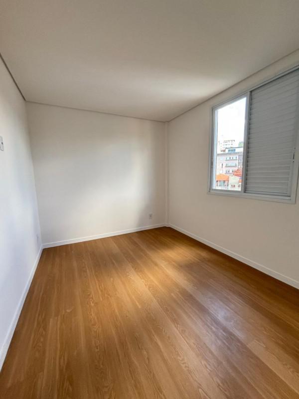 Cobertura, Sagrada Família, 3 Quartos, 3 Vagas, 1 Suíte