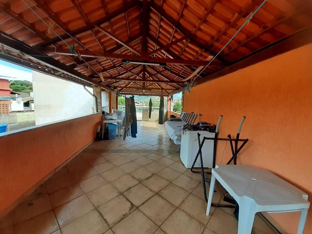 Casa, Centro, 4 Quartos, 4 Vagas, 3 Suítes