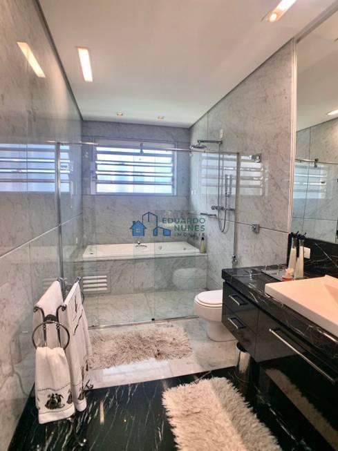 Casa, Cidade Jardim, 7 Quartos, 12 Vagas, 3 Suítes