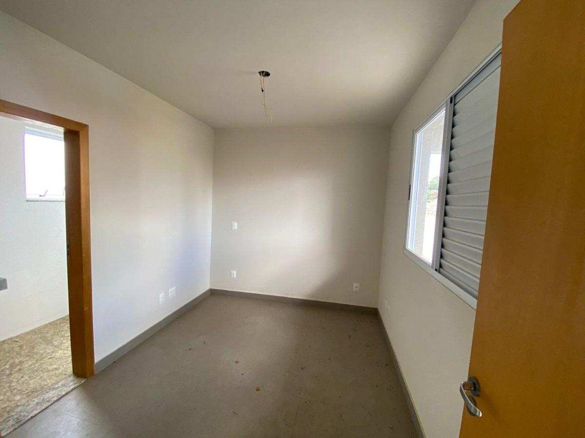 Cobertura, União, 4 Quartos, 2 Vagas, 2 Suítes