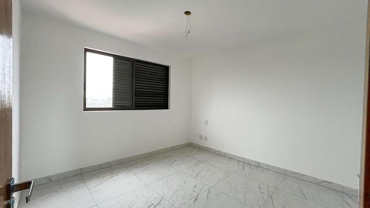 Cobertura, Indaiá, 4 Quartos, 3 Vagas, 3 Suítes