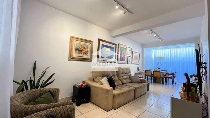 Casa, Buritis, 3 Quartos, 2 Vagas, 1 Suíte