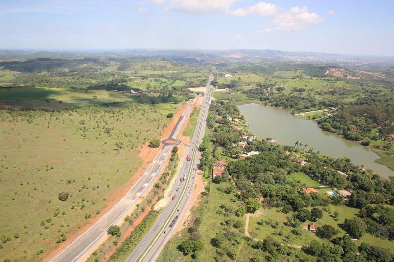 Lote, Universitário, 0 Quarto, 0 Vaga