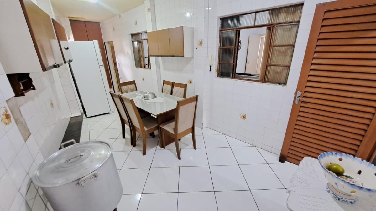Casa, Jardim Guanabara, 3 Quartos, 6 Vagas