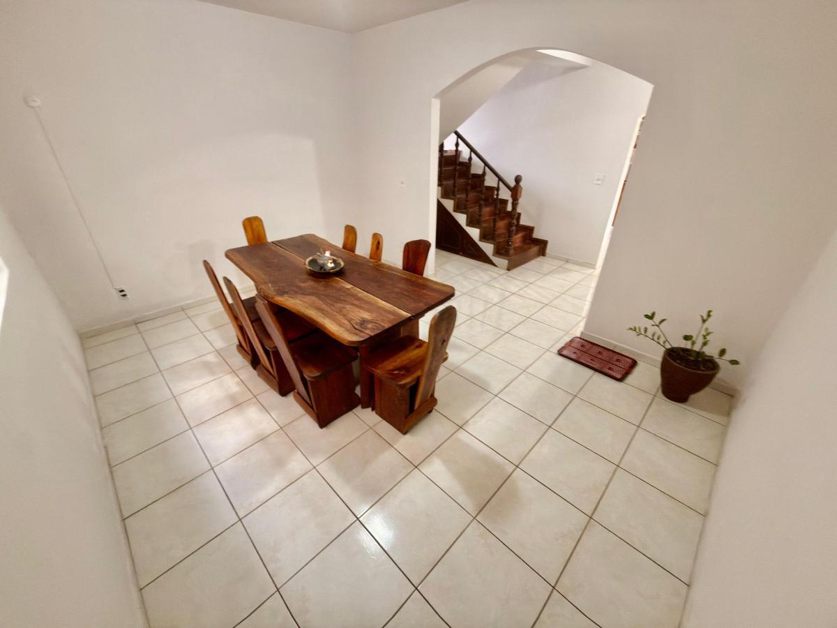 Casa, Jardim Leblon, 4 Quartos, 4 Vagas, 1 Suíte