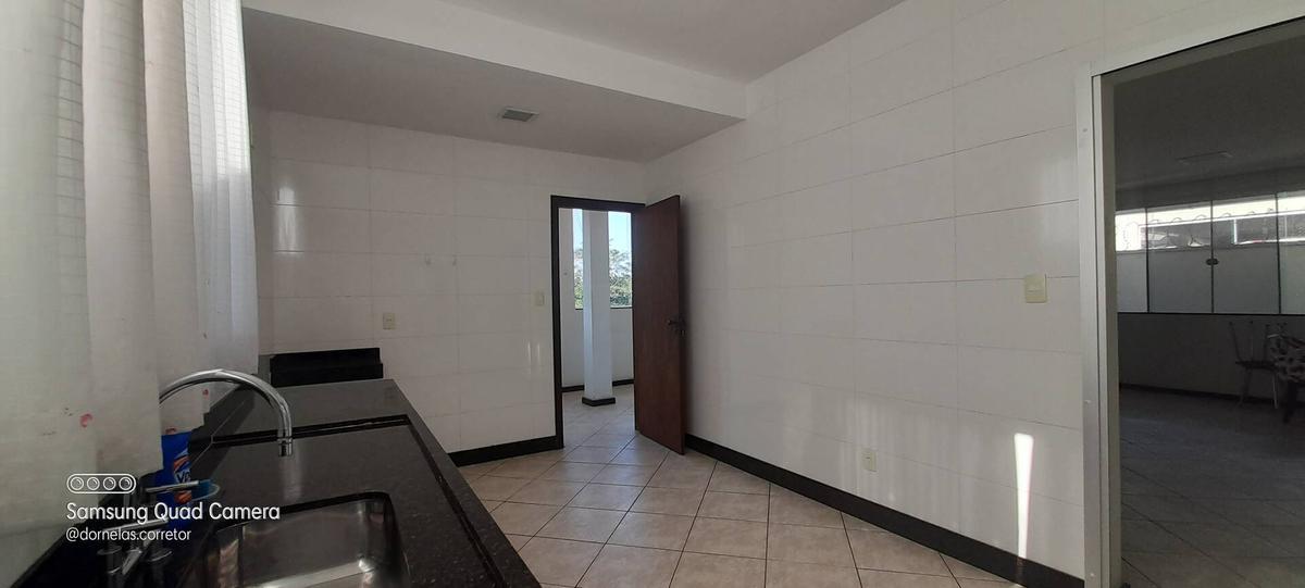 Casa, Eldorado, 3 Quartos, 2 Vagas, 1 Suíte