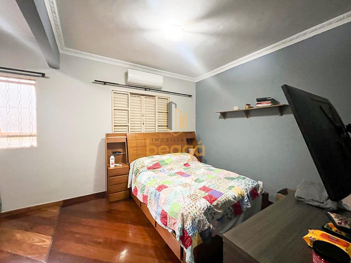 Casa, Nacional, 3 Quartos, 4 Vagas, 1 Suíte