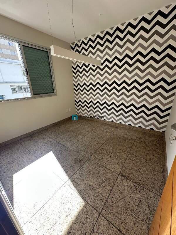 Apartamento, Funcionários, 4 Quartos, 2 Vagas, 1 Suíte