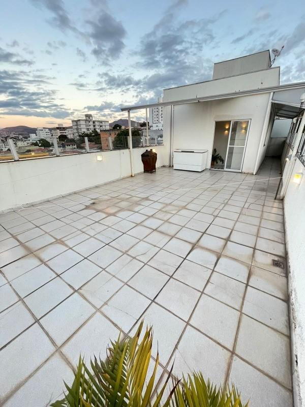 Cobertura, Sagrada Família, 4 Quartos, 2 Vagas, 1 Suíte