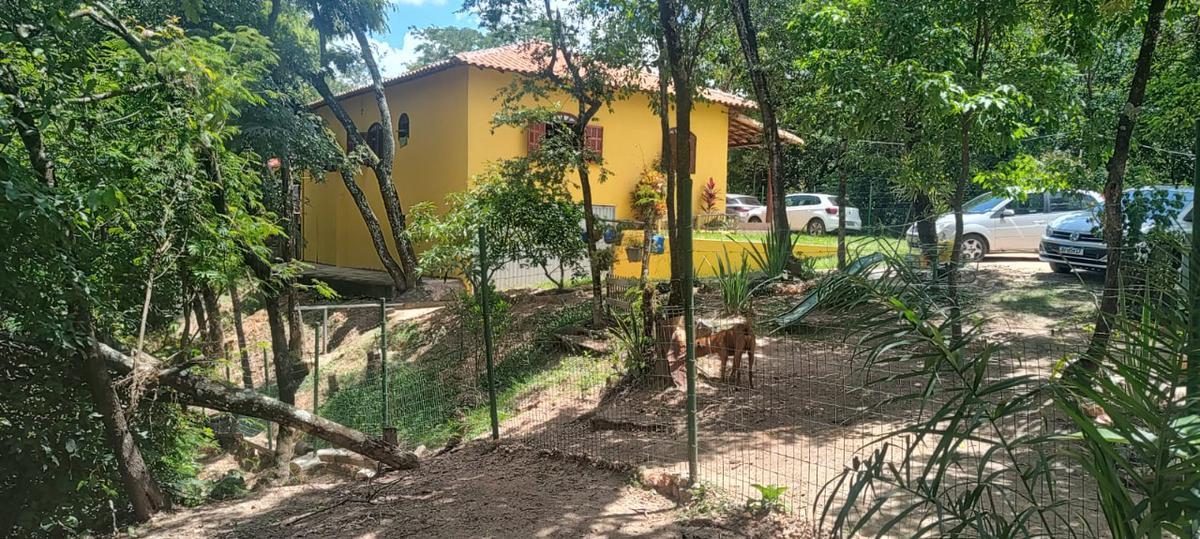 Fazenda, Centro, 6 Quartos, 10 Vagas, 1 Suíte
