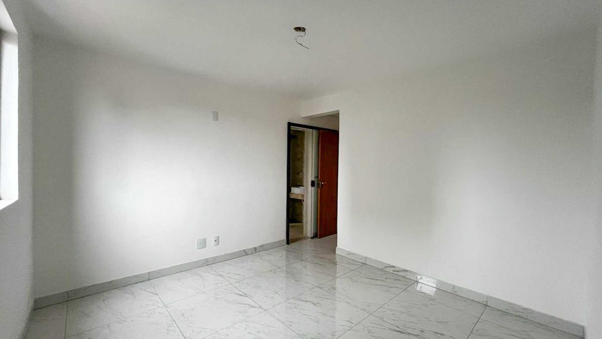 Cobertura, Indaiá, 4 Quartos, 3 Vagas, 3 Suítes