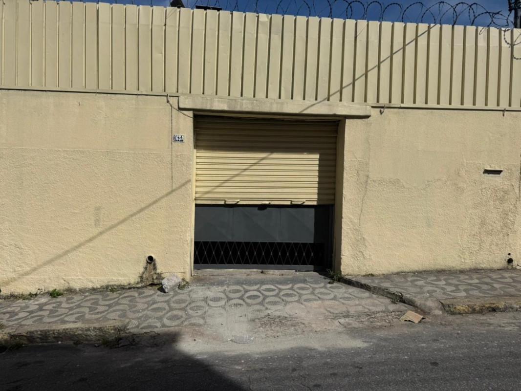 Galpão, São Cristóvão, 0 Quarto, 0 Vaga