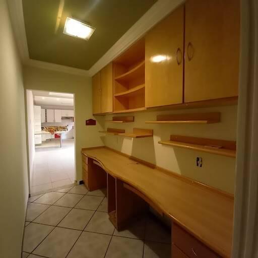 Casa, Universitário, 4 Quartos, 3 Vagas, 1 Suíte