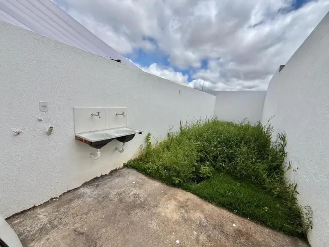 Casa, Jardim dos Comerciários, 2 Quartos, 2 Vagas