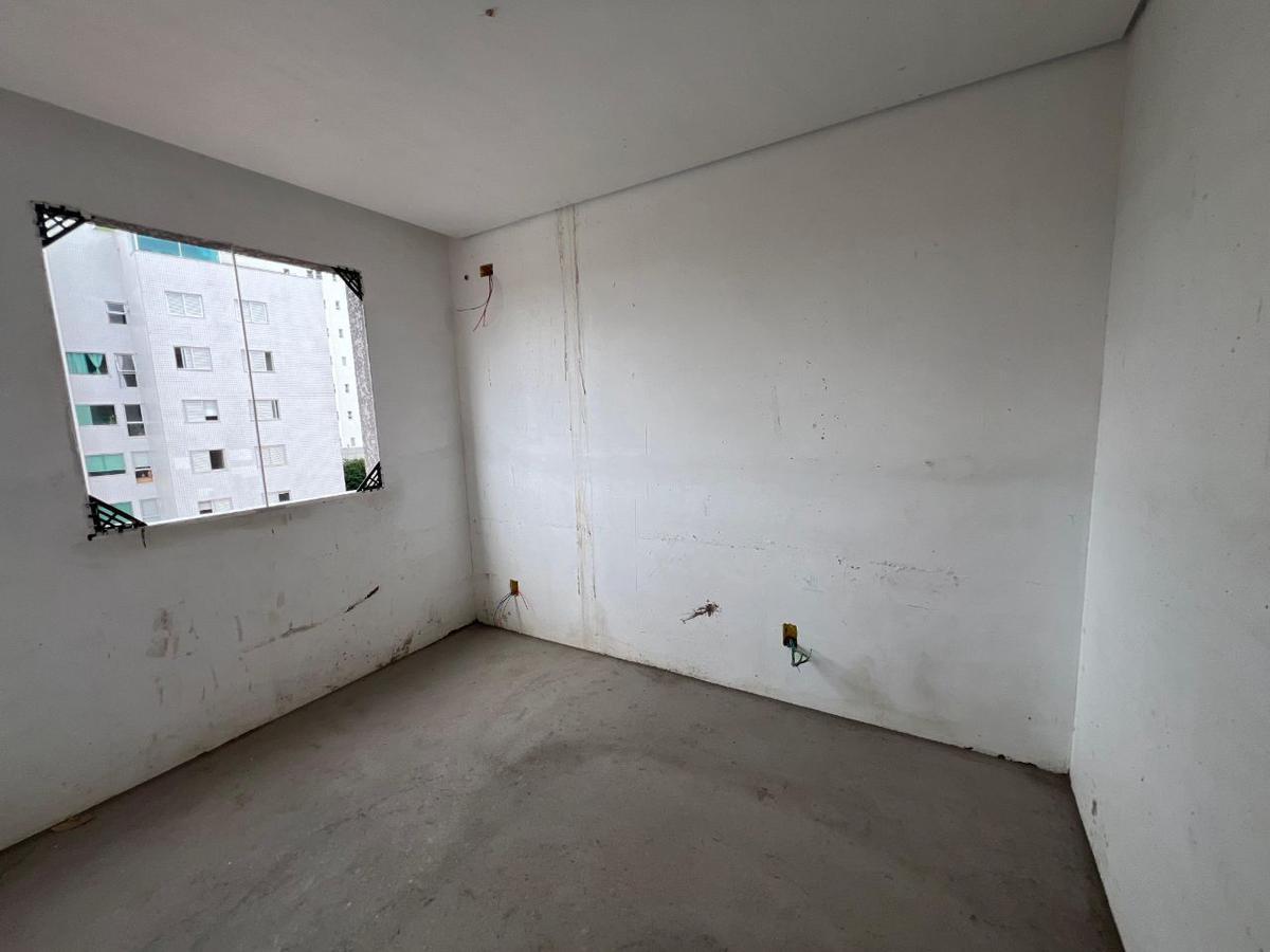 Apartamento, Itapoã, 3 Quartos, 2 Vagas, 1 Suíte